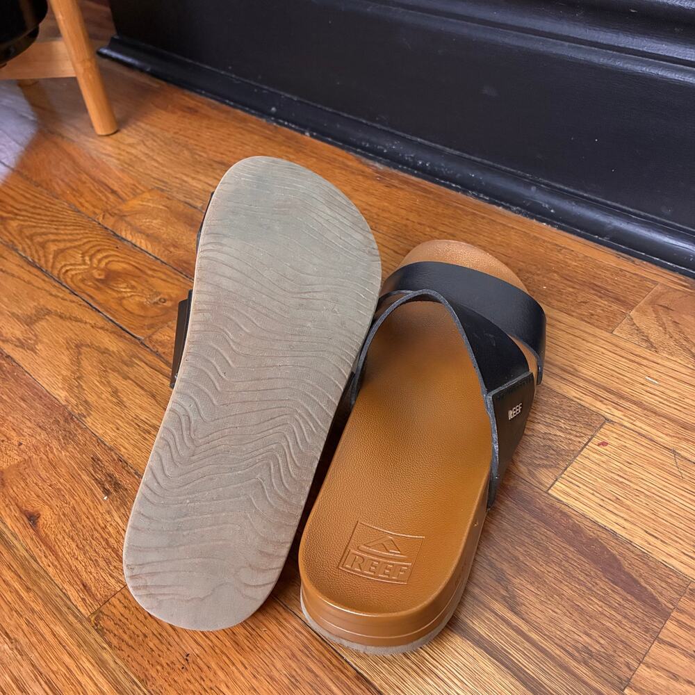 Reef Sandals - Picture 5 of 5